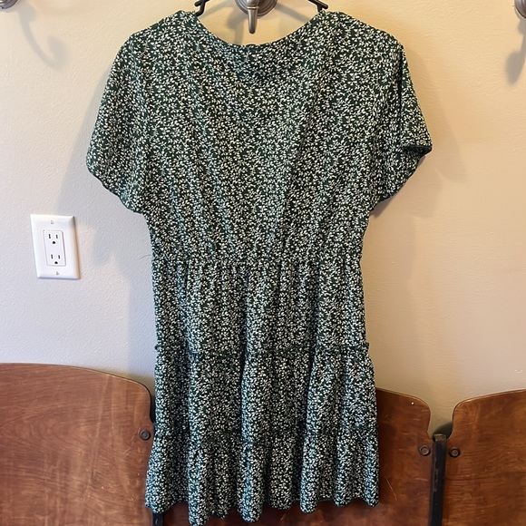 SHEIN - Ruffle Dress - Picture 3 of 4